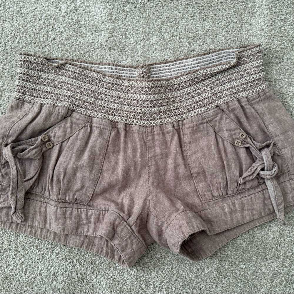 Stylish Brown Women's Shorts stretch waist low rise size 3